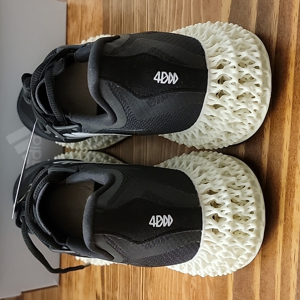 NWB Adidas 4DFWD M7.5/W9 - Picture 5 of 7